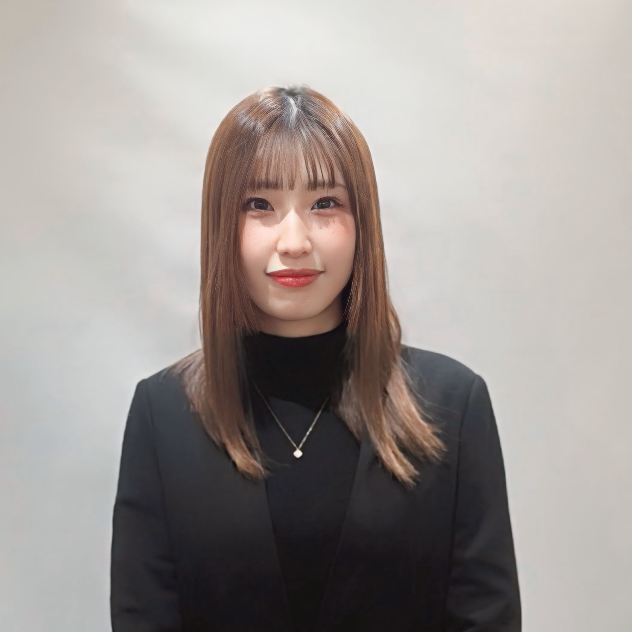 小川 桃花 Momoka Ogawa