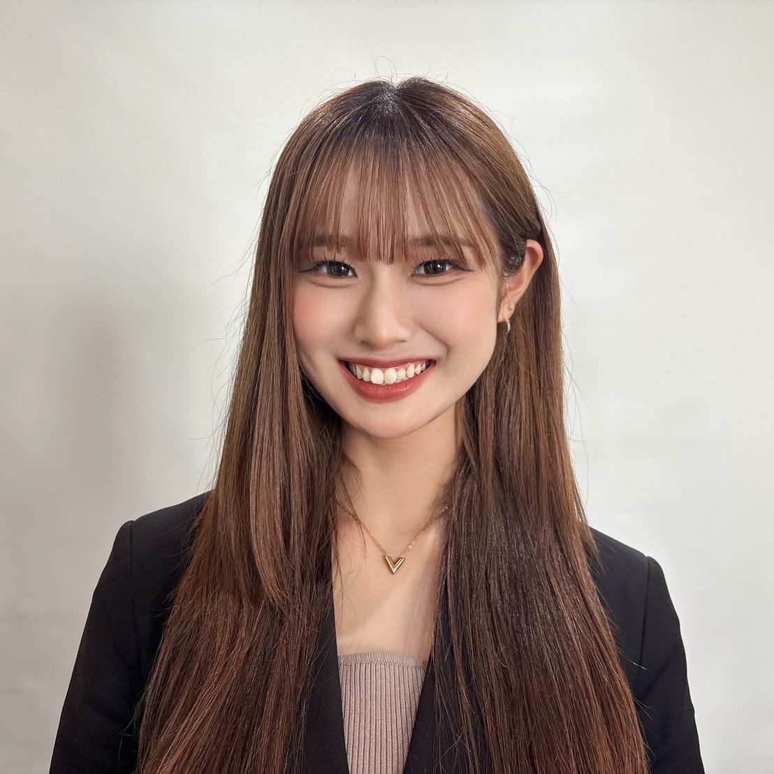 篠崎 姫奈 Hina Shinozaki